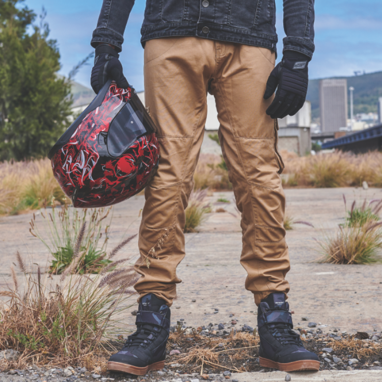 In the 2025 boot motorcycle pants