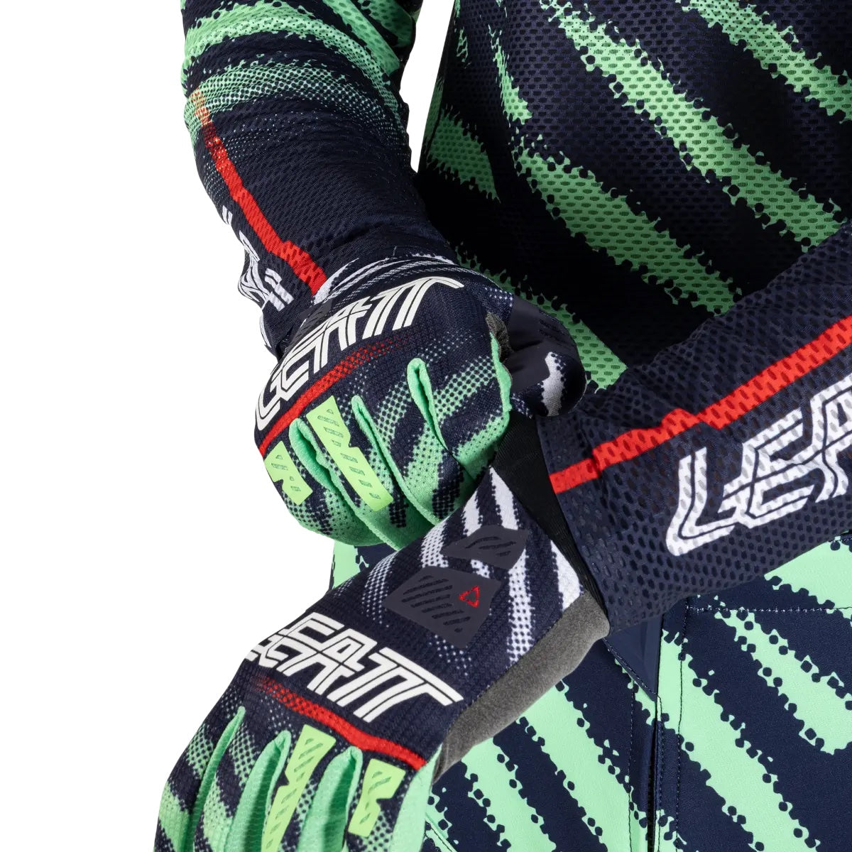 leatt-moto-5-5-ultraweld-matcha-motocross-jersey