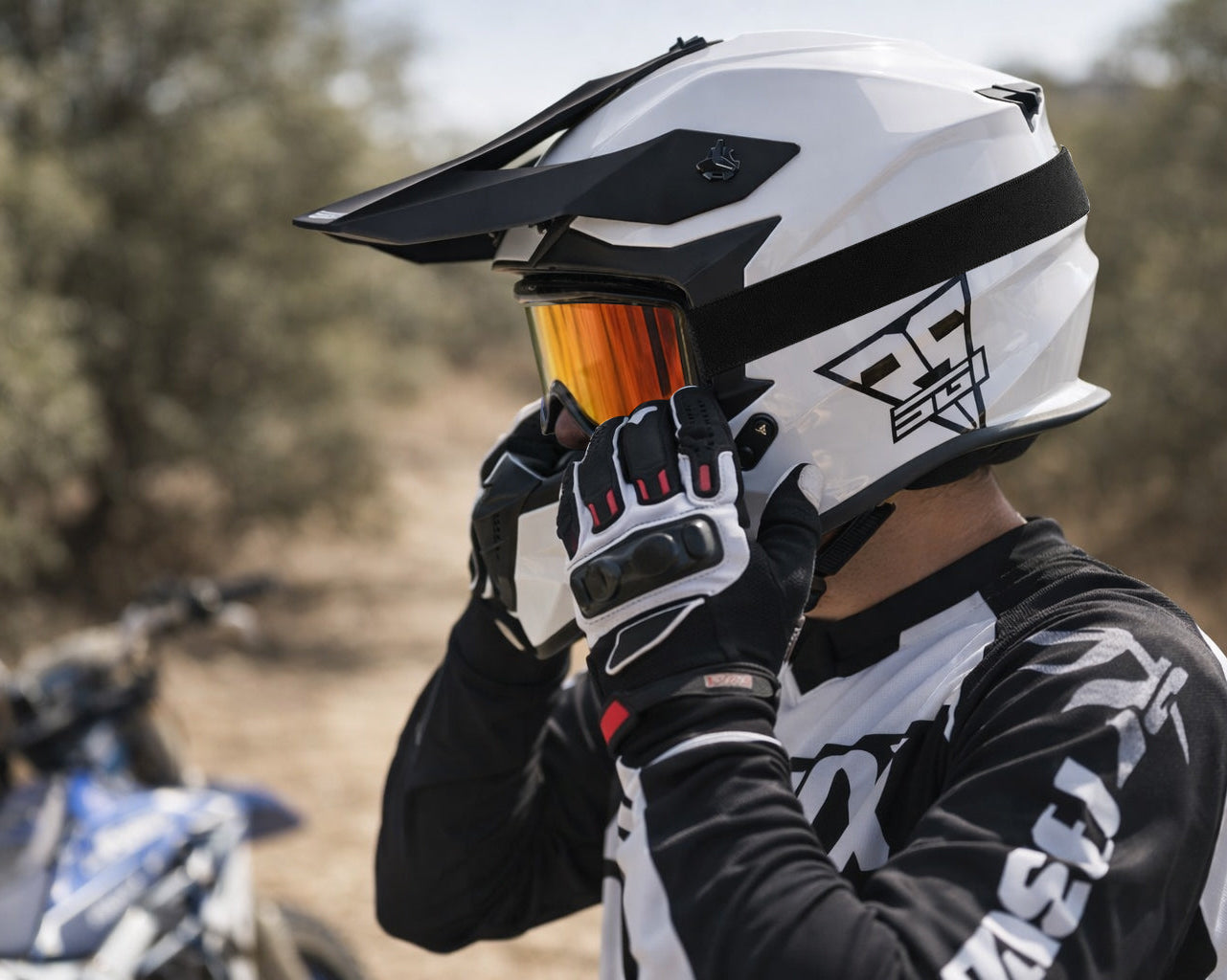 bike helmets cape town Leatt MTB AllMtn 2.0 Helmet - Trail Mountain Half Shell with 360 Turbine Tech, 20 Vents & Fidlock Magnetic Buckle Look no further than the Leatt All E-Bike Helmet Guide | NTA-8776